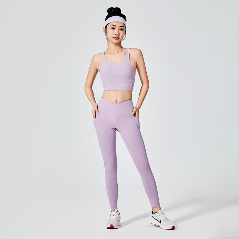 De ce am nevoie de un sutien sport? Înțelegerea rolului, efectelor și importanței sale